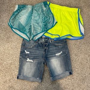 Lot of 3 Pairs of Girls Shorts. Nike, Under Armour, and SO